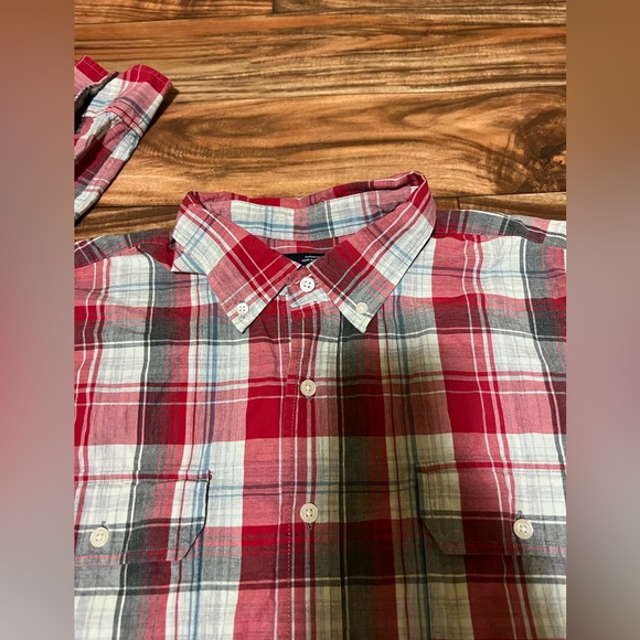 Gap men’s red and gray plaid long sleeve button up classic fit shirt size XL - Picture 5 of 8